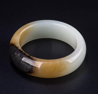 和田玉三地料对比:新疆,俄罗斯与青海的独特魅力